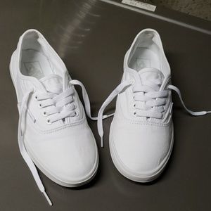 True White 'Authentic Lo Pro' Vans US W-9.5/ M-8.0